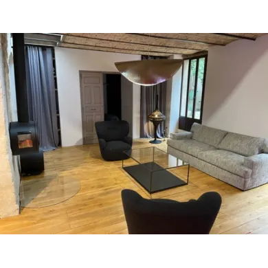 Salon Contemporain De Caractère