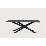 Table Mikado