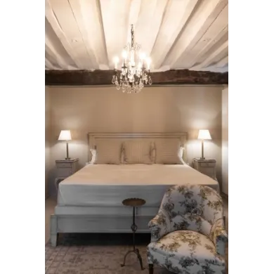 Montmajour   Tête De Lit