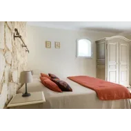 Armoire Alpilles Chapeau De Gendarme
