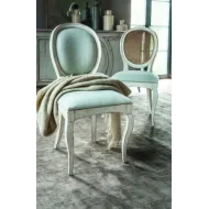 Chaise Medaillon