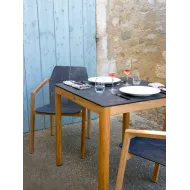 Table carrée d'extérieur Tekura - LES JARDINS