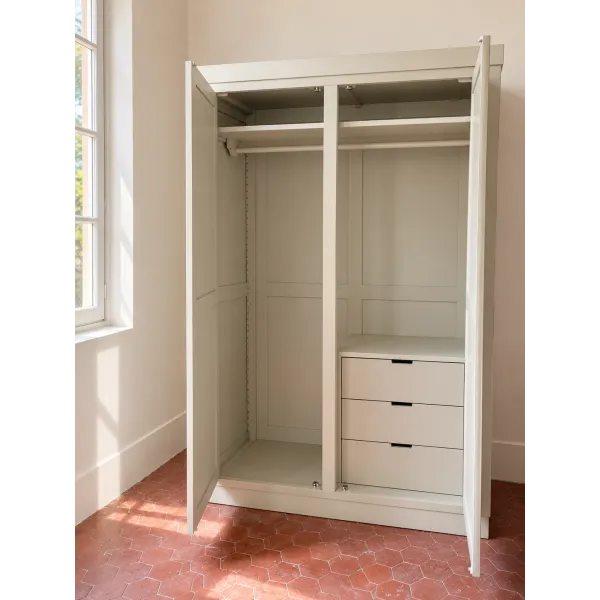 ARMOIRE SUR MESURE EN CHÊNE PATINÉ