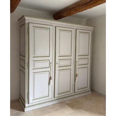 ARMOIRE PROVENÇALE 3 PORTES - CHÊNE PATINÉ - SUR MESURE