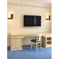 BUREAU A TIROIRS EN CHENE PATINE - COUP DE SOLEIL MOBILIER
